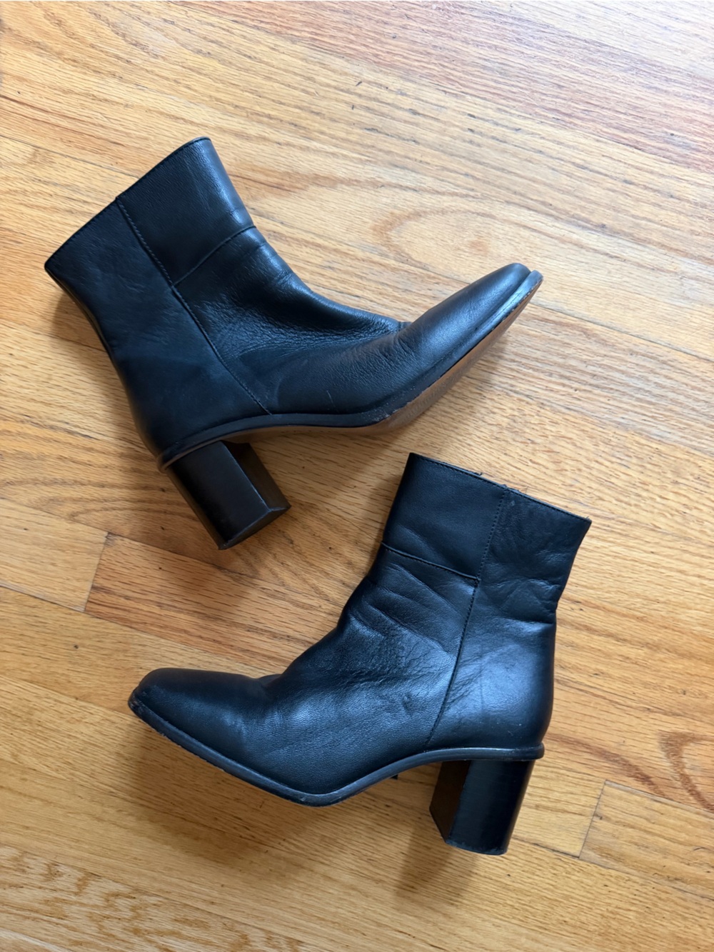 Patina leather boots